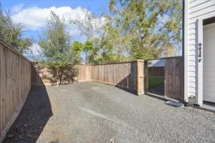 9414 Campbell Rd, Houston, TX 77080 - Photo 23