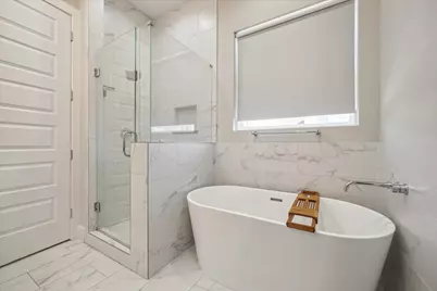 9414 Campbell Road #F, Houston, TX 77080 - Photo 15