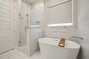 9414 Campbell Rd, Houston, TX 77080 - Photo 15