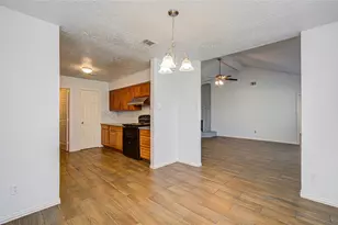 2702 Fir Crest Ct, Stafford, TX 77477 - Photo 9
