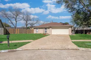 2702 Fir Crest Ct, Stafford, TX 77477 - Photo 3