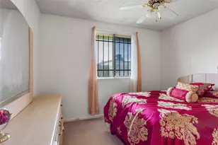 7023 Maczali Dr, Houston, TX 77489 - Photo 9