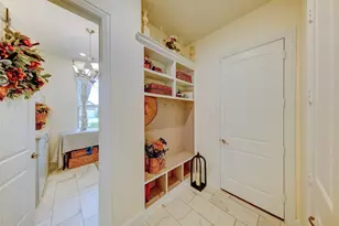 1013 Goose Creek St, Webster, TX 77598 - Photo 9