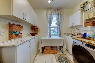 1013 Goose Creek Street, Webster, TX 77598 - Photo 11