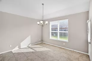 18010 Svensson Slade Ln, Houston, TX 77044 - Photo 9