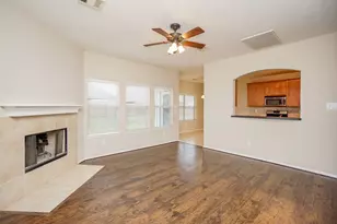 1323 Colonial Manor Dr, Katy, TX 77493 - Photo 7