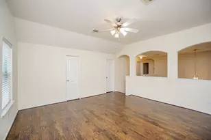 1323 Colonial Manor Dr, Katy, TX 77493 - Photo 25