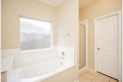 1323 Colonial Manor Drive, Katy, TX 77493 - Photo 17