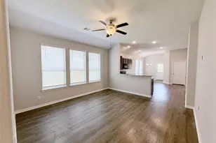 14613 E Pine Heart Dr, Conroe, TX 77302 - Photo 3