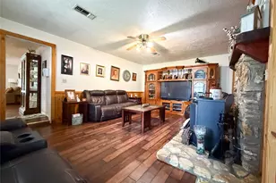 708 W Railroad, Buffalo, TX 75831 - Photo 23