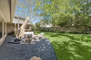 907 Wild Valley Rd, Houston, TX 77057 - Photo 27