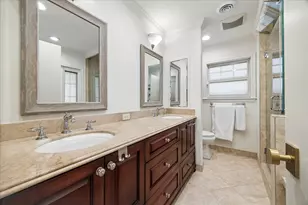 907 Wild Valley Rd, Houston, TX 77057 - Photo 17