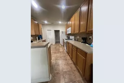 931 N Sky Drive, Houston, TX 77073 - Photo 5