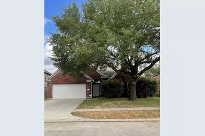 931 N Sky Drive, Houston, TX 77073 - Photo 1