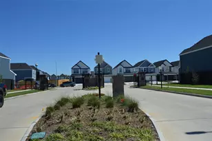 10212 Berkeley Springs Trail Trail, Houston, TX 77051 - Photo 25