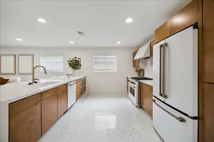 12914 Hansel Ln, Houston, TX 77024 - Photo 7