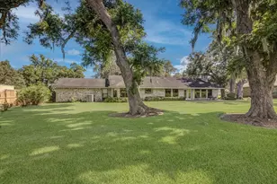 332 N Amherst Dr, West Columbia, TX 77486 - Photo 41