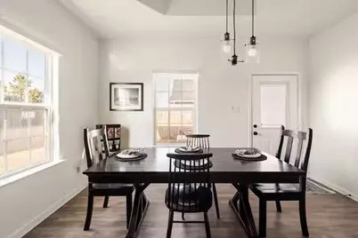 2114 W Humble Avenue, Baytown, TX 77520 - Photo 5