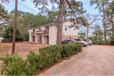 1329 Windsor Street, Huntsville, TX 77340 - Photo 13