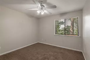 1329 Windsor St, Huntsville, TX 77340 - Photo 29