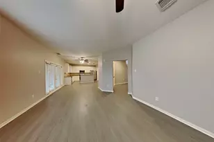 131 Lissa Ln, Sugar Land, TX 77479 - Photo 5