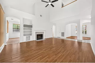 927 Presley Way, Sugar Land, TX 77479 - Photo 3