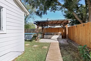 3407 S Briar Knoll Dr, Houston, TX 77082 - Photo 25