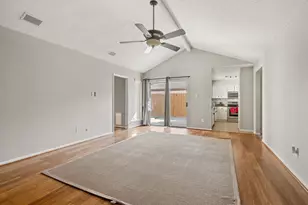 3407 S Briar Knoll Dr, Houston, TX 77082 - Photo 9