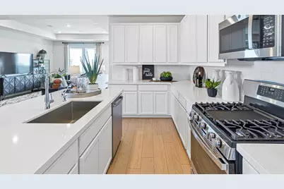 1206 Buffalo Run, Tomball, TX 77375 - Photo 7