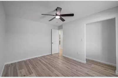 401 Trichelle Street, Pasadena, TX 77506 - Photo 9