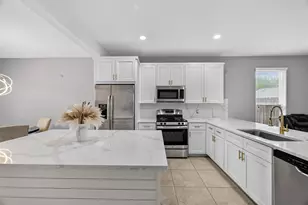 14511 Painted Sands Trl, Houston, TX 77049 - Photo 9