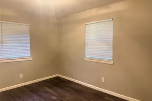 8926 Duane St, Houston, TX 77051 - Photo 13