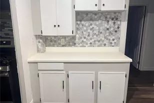 8926 Duane St, Houston, TX 77051 - Photo 5