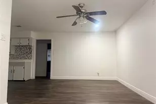 8926 Duane St, Houston, TX 77051 - Photo 3