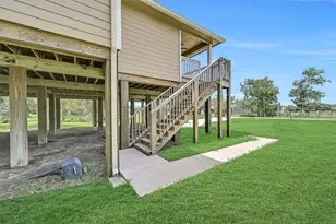 11930 Bastrop Beach Rd, Angleton, TX 77515 - Photo 29