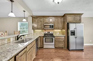11930 Bastrop Beach Rd, Angleton, TX 77515 - Photo 15