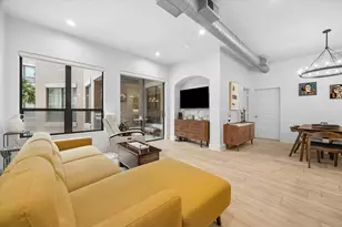 1901 Post Oak Blvd, Houston, TX 77056 - Photo 9
