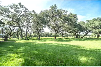 2133 County Road 125, Edna, TX 77957 - Photo 35
