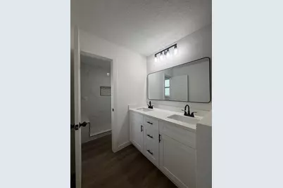 5935 Caruso Forest Drive, Houston, TX 77088 - Photo 11