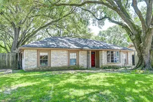 12419 Maxim Dr, Houston, TX 77065 - Photo 1
