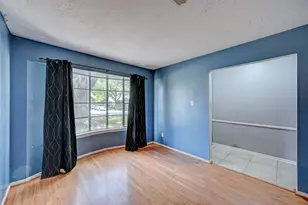 12419 Maxim Dr, Houston, TX 77065 - Photo 7