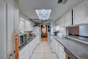 12419 Maxim Dr, Houston, TX 77065 - Photo 13