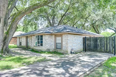 12419 Maxim Drive, Houston, TX 77065 - Photo 3