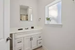 2290 Orange St, Beaumont, TX 77701 - Photo 7