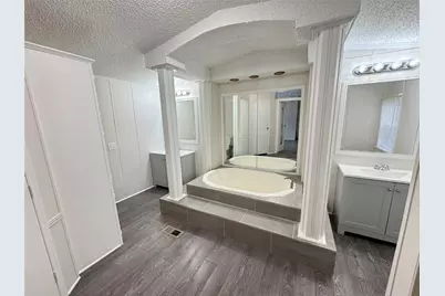 15840 Lowell, Montgomery, TX 77316 - Photo 13