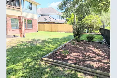 2716 Park Falls Drive, Pearland, TX 77584 - Photo 21