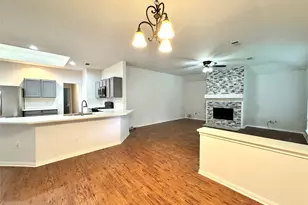 3002 Summerfield Ridge Ct, Sugar Land, TX 77498 - Photo 5