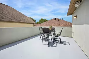 2215 Nantucket Dr, Houston, TX 77057 - Photo 25