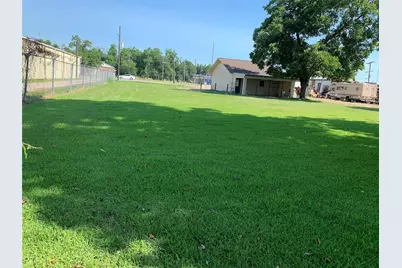2214 N Main Street, Liberty, TX 77575 - Photo 1