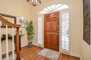 2831 Briarhurst Park, Houston, TX 77057 - Photo 3